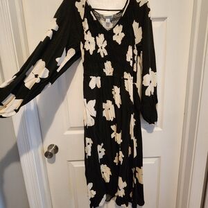 Ava & Viv Size X Floral Black and White Women's Dress